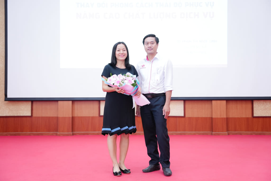 Tập huấn: Thay đổi phong cách, thái độ phục vụ - nâng cao chất lượng dịch vụ