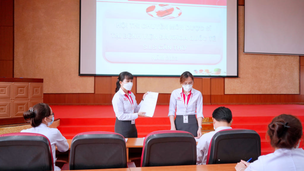 Trao thưởng Hội thi tay nghề của NVYT năm 2023