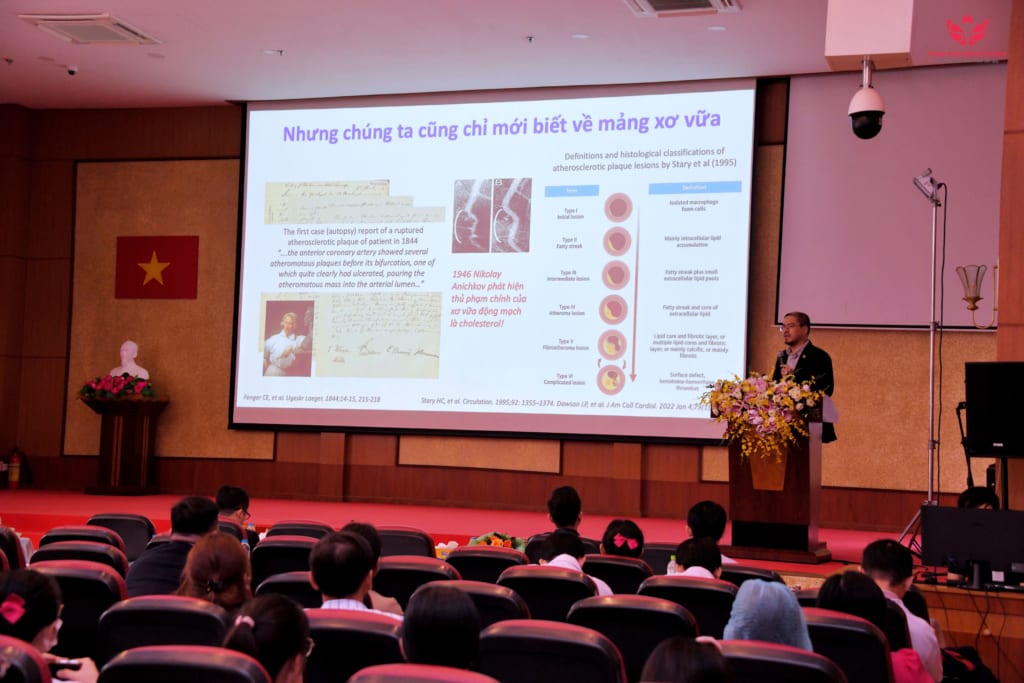 Hơn 100 bác sĩ tham gia hội nghị về quản lý bệnh mạch vành chuyên sâu