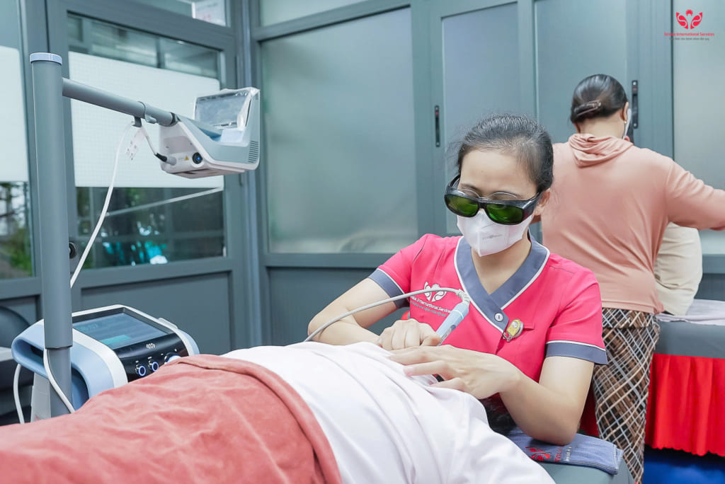 Vật lý trị liệu – Giải pháp an toàn không dùng thuốc trong điều trị bệnh cơ xương khớp