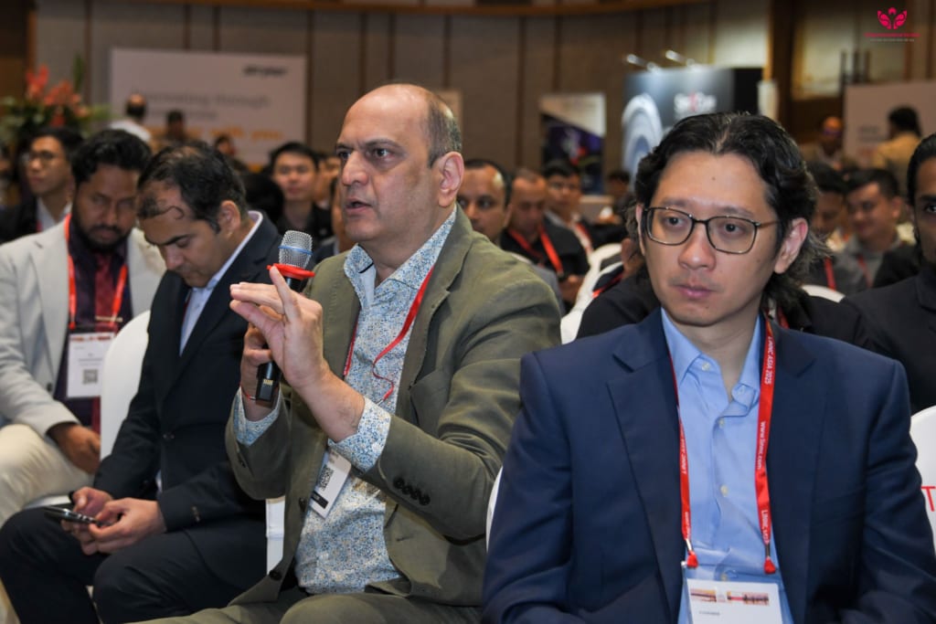 Can thiệp lấy huyết khối cơ học cứu sống bệnh nhân tắc tĩnh mạch não sâu gây chú ý tại Linnc Asia