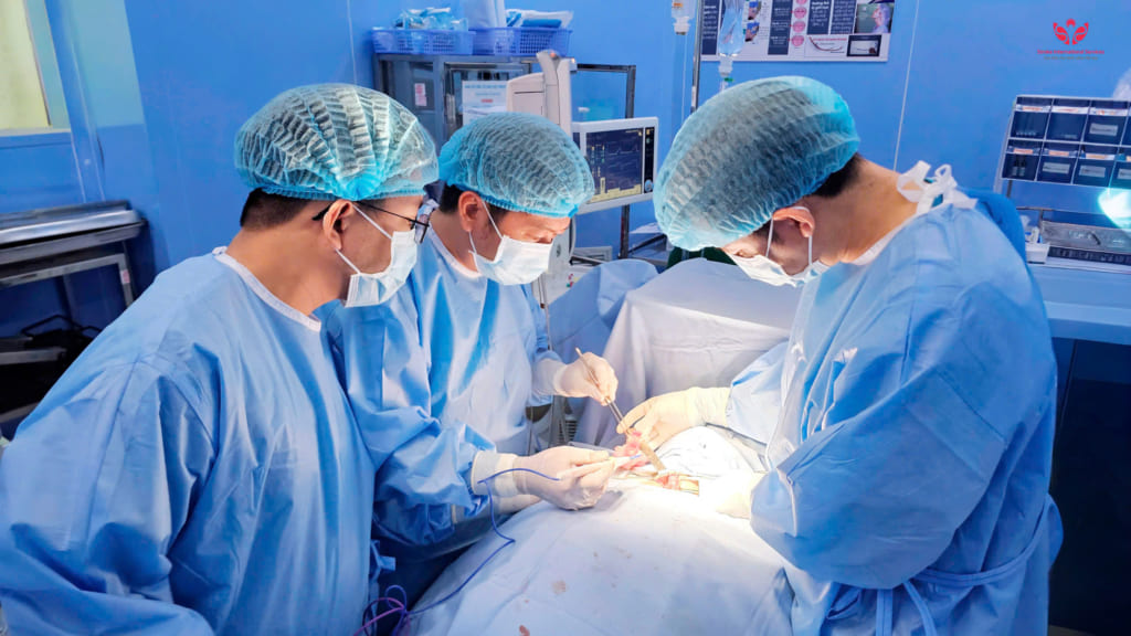 Khàn tiếng kéo dài, phát hiện ung thư tuyến giáp, bệnh nhân từ Gia Lai vào Cần Thơ phẫu thuật