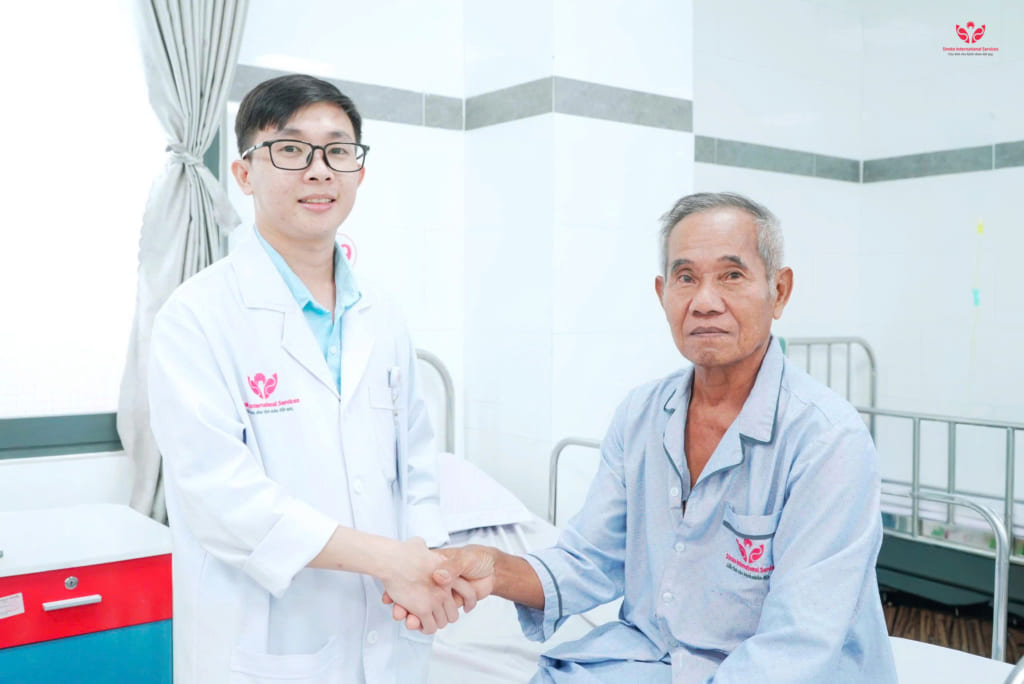 Tê tay, yếu chân không dứt: Cảnh báo bệnh lý nguy hiểm dễ bị nhầm với đột quỵ
