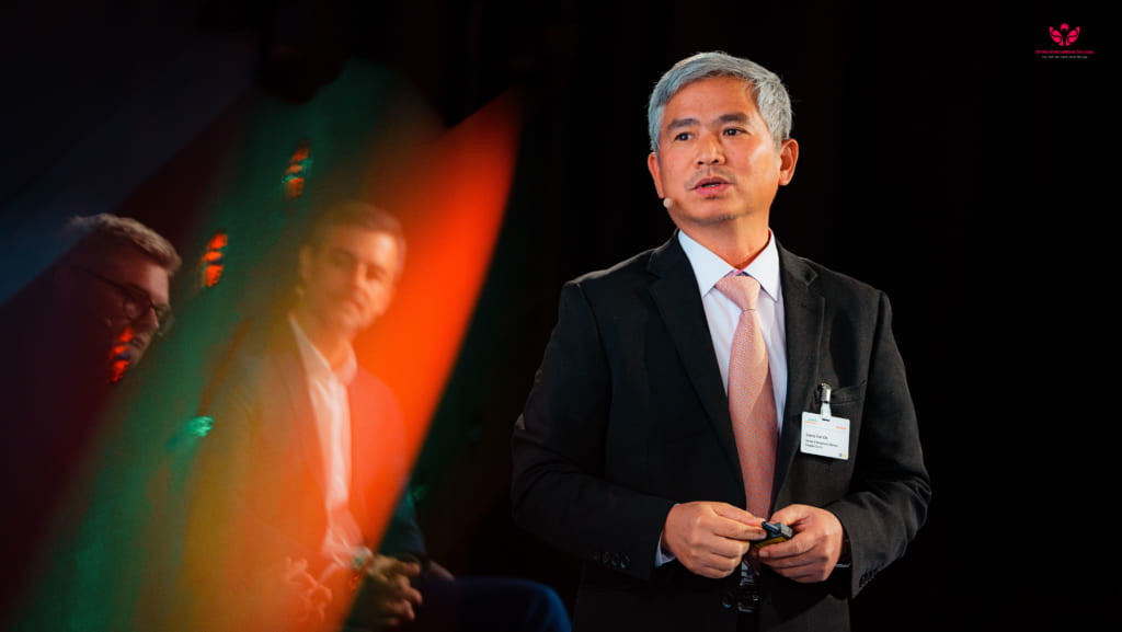 TS.BS Trần Chí Cường mang câu chuyện điều trị đột quỵ Việt Nam đến diễn đàn quốc tế Siemens Healthineers Clinical Summit 2026
