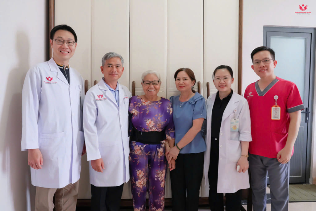 S.I.S phẫu thuật nội soi xử lý tổn thương tầng kế cận sau cố định cột sống